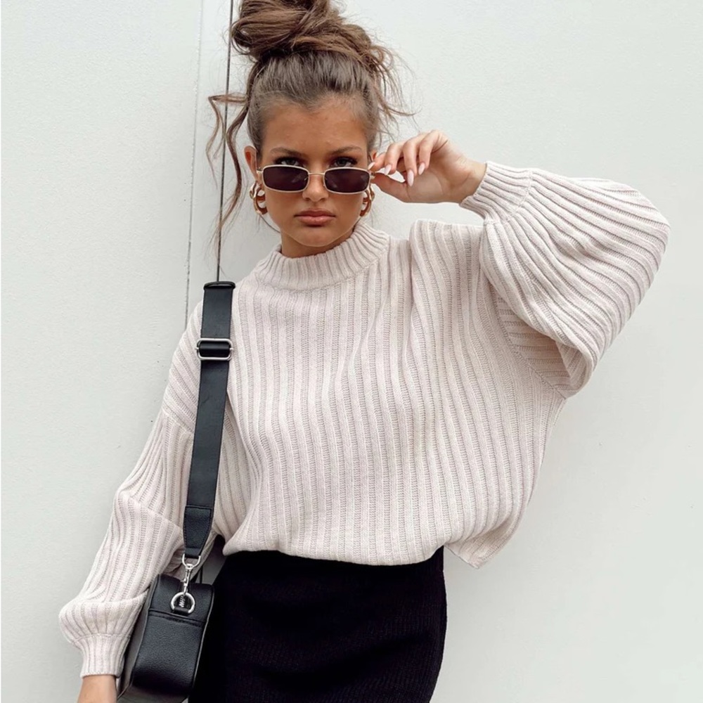 Innerbloom Oversized Sweater Beige